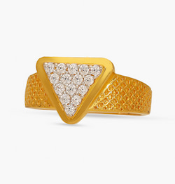 The Tri-Chaplet Ring